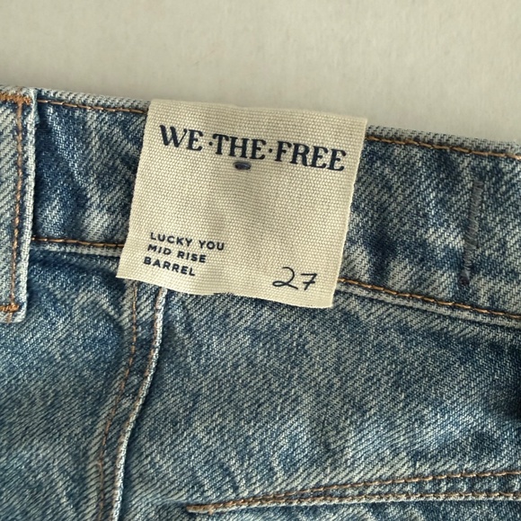 We The Free Lucky You Mid Rise Barrel Jeans - Picture 8 of 8